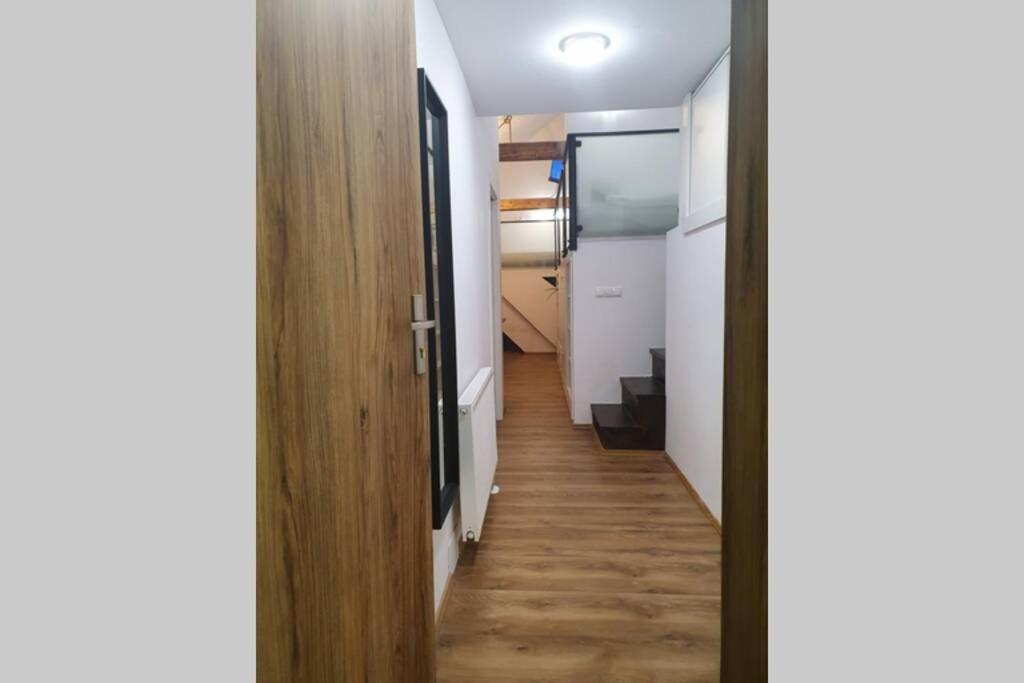 Koci Dom Loft Appartement Wieliczka Buitenkant foto