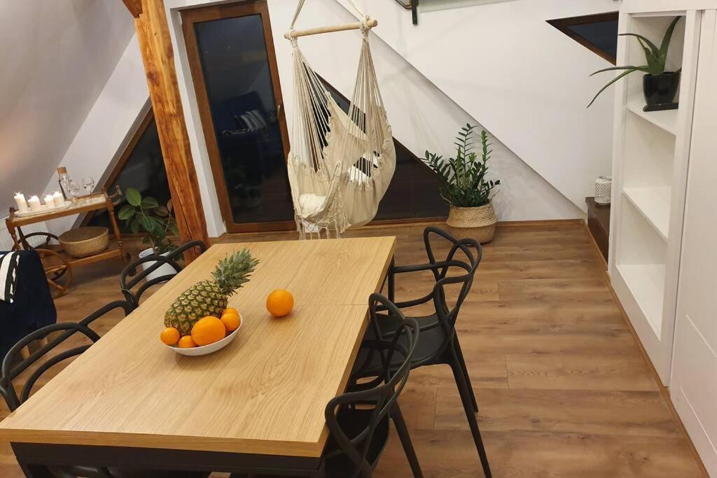 Koci Dom Loft Appartement Wieliczka Buitenkant foto
